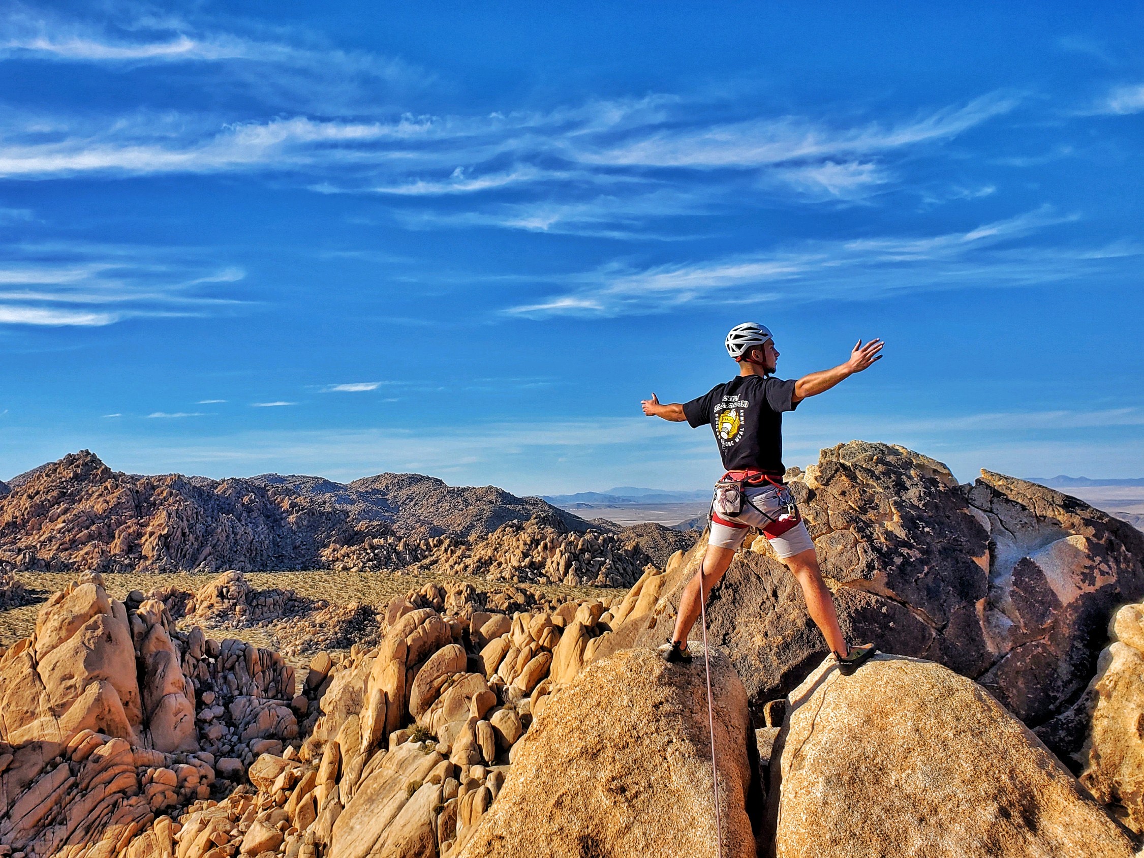 Adventure_rock climbing Joshua Tree, CA